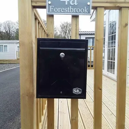 Apartment Forestbrook - Cheerful Two Bedroom Tiny House *